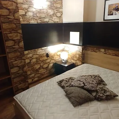Boutique & Artistic 3 Bedroom Apartment.